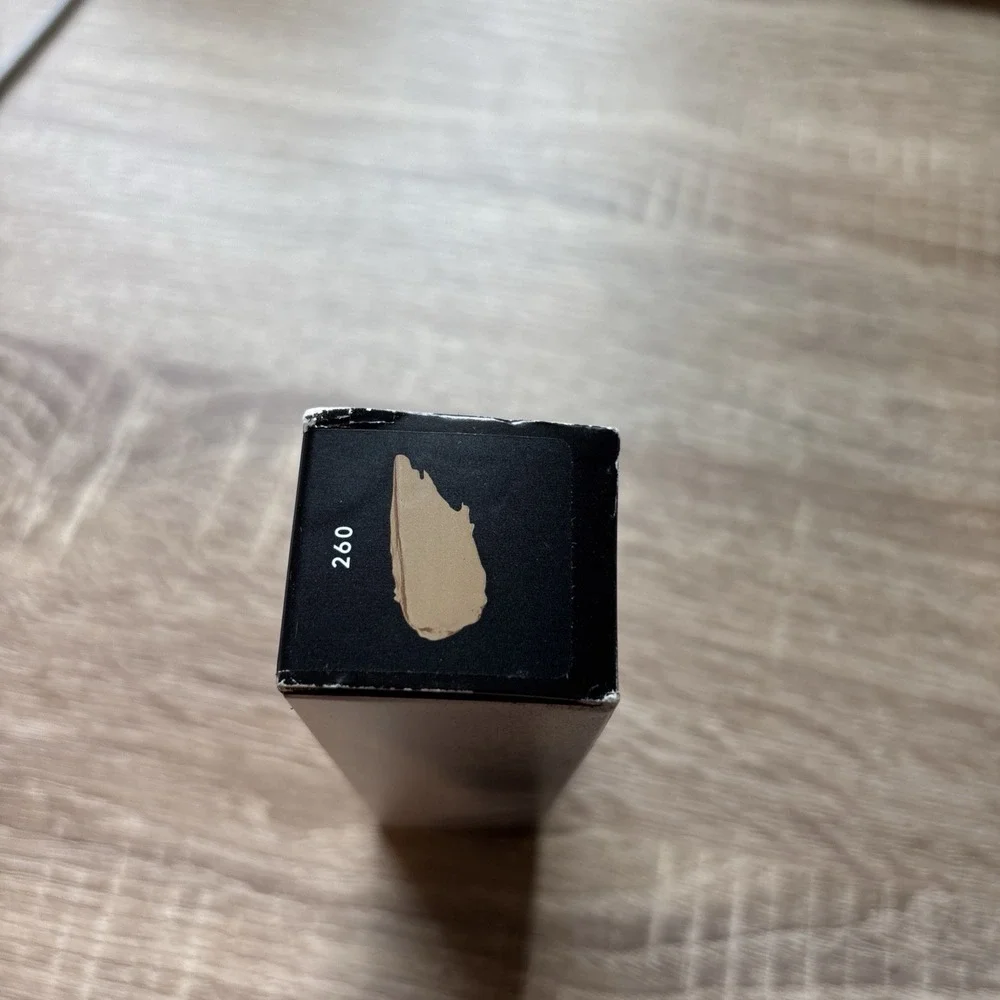 Fenty Beauty Rihanna Pro Filt'r 260 Soft Matte Longwear Foundation - 32ml